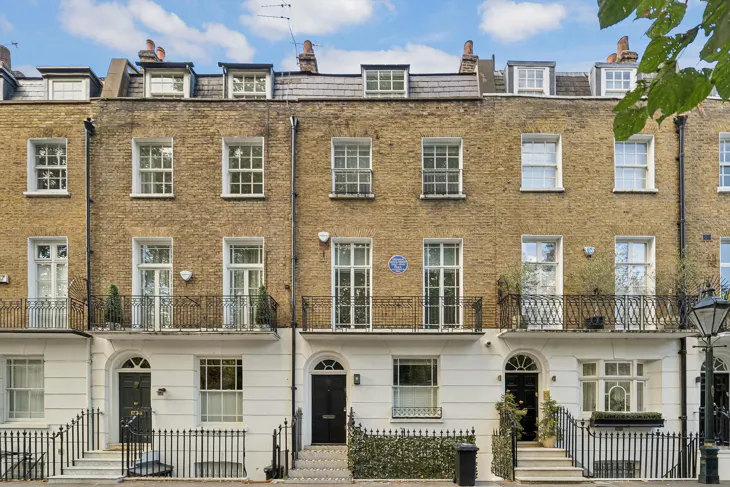 House Brompton Square in Greater London