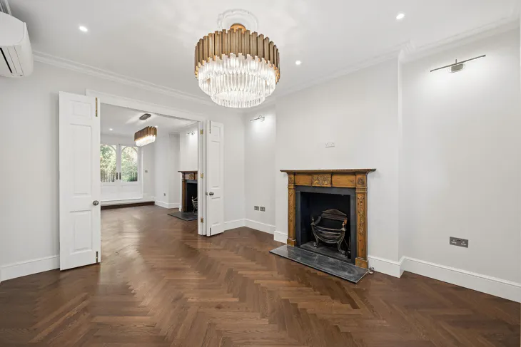 House Brompton Square in Greater London