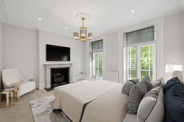 House Brompton Square in Greater London