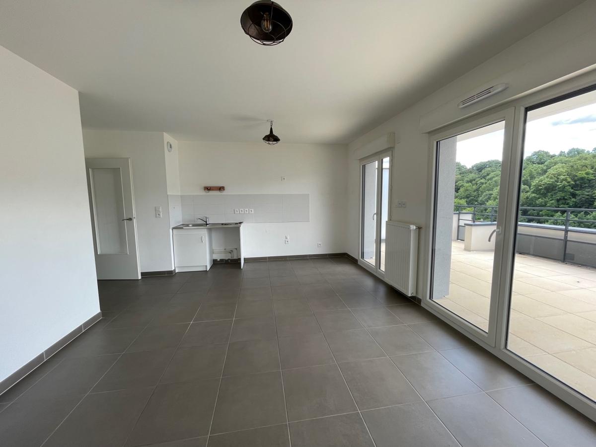 Flat Rue de l'Industrie in Saint-Julien-en-Genevois