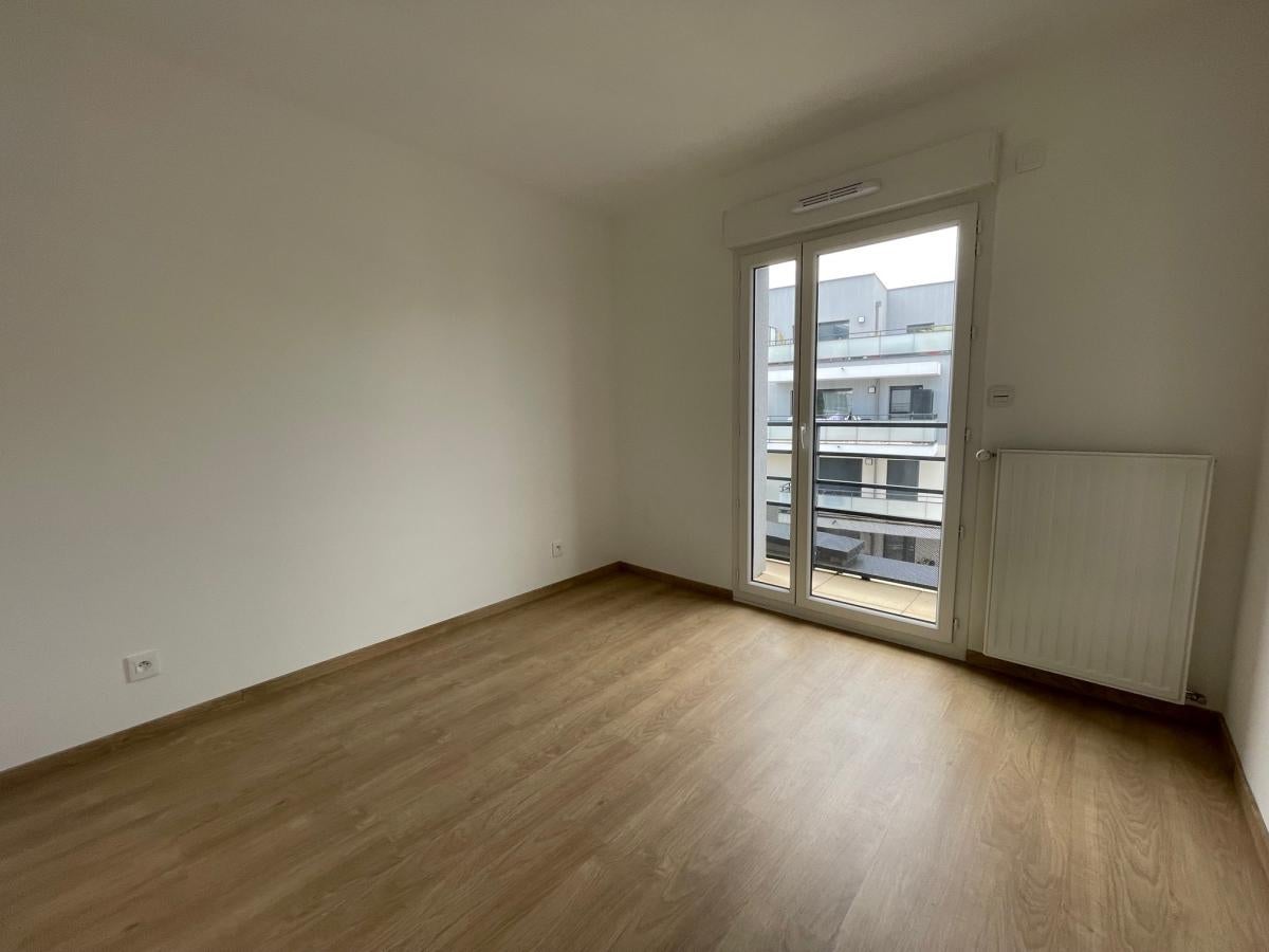 Flat Rue de l'Industrie in Saint-Julien-en-Genevois