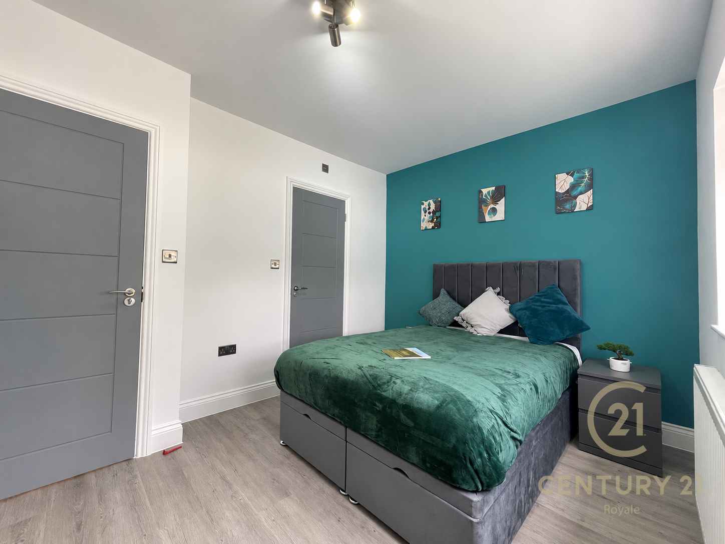 Room Maplehurst Close in Greater London