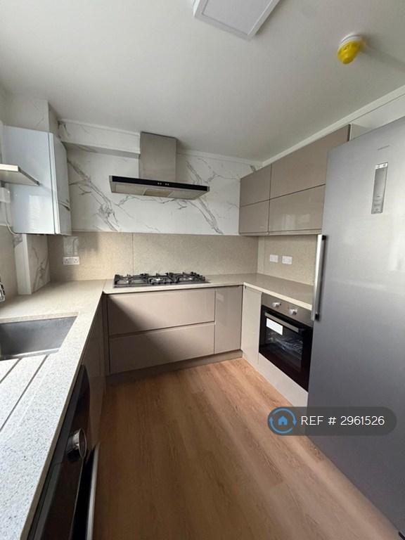 Room Abbs Cross Lane in Greater London