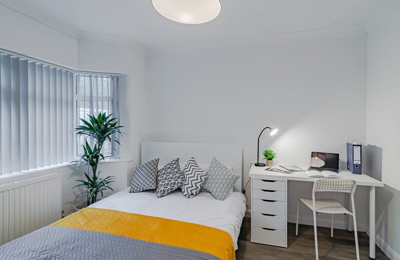 Room Dereham Road in Norwich