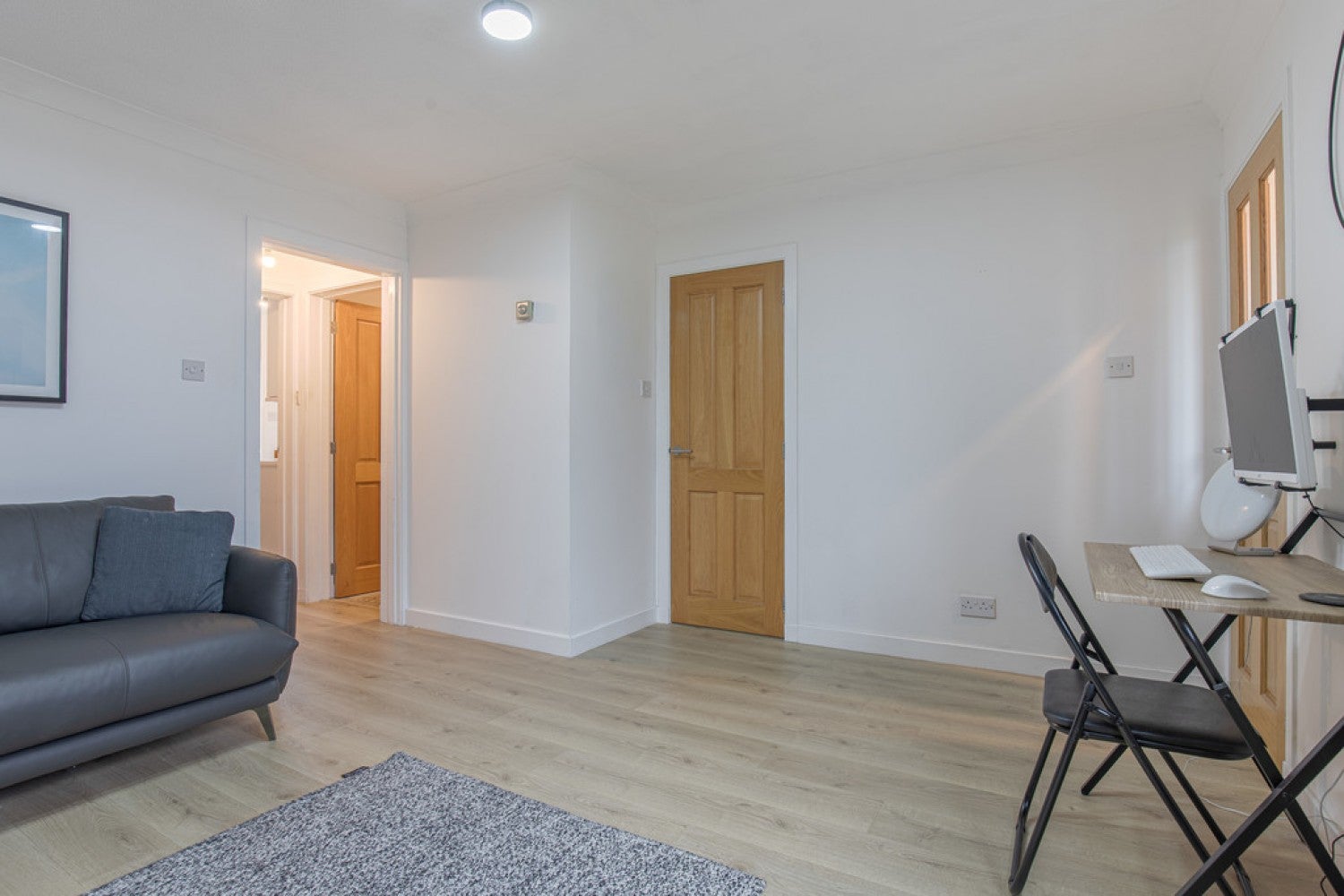 Flat Ashdale Court in Westhill