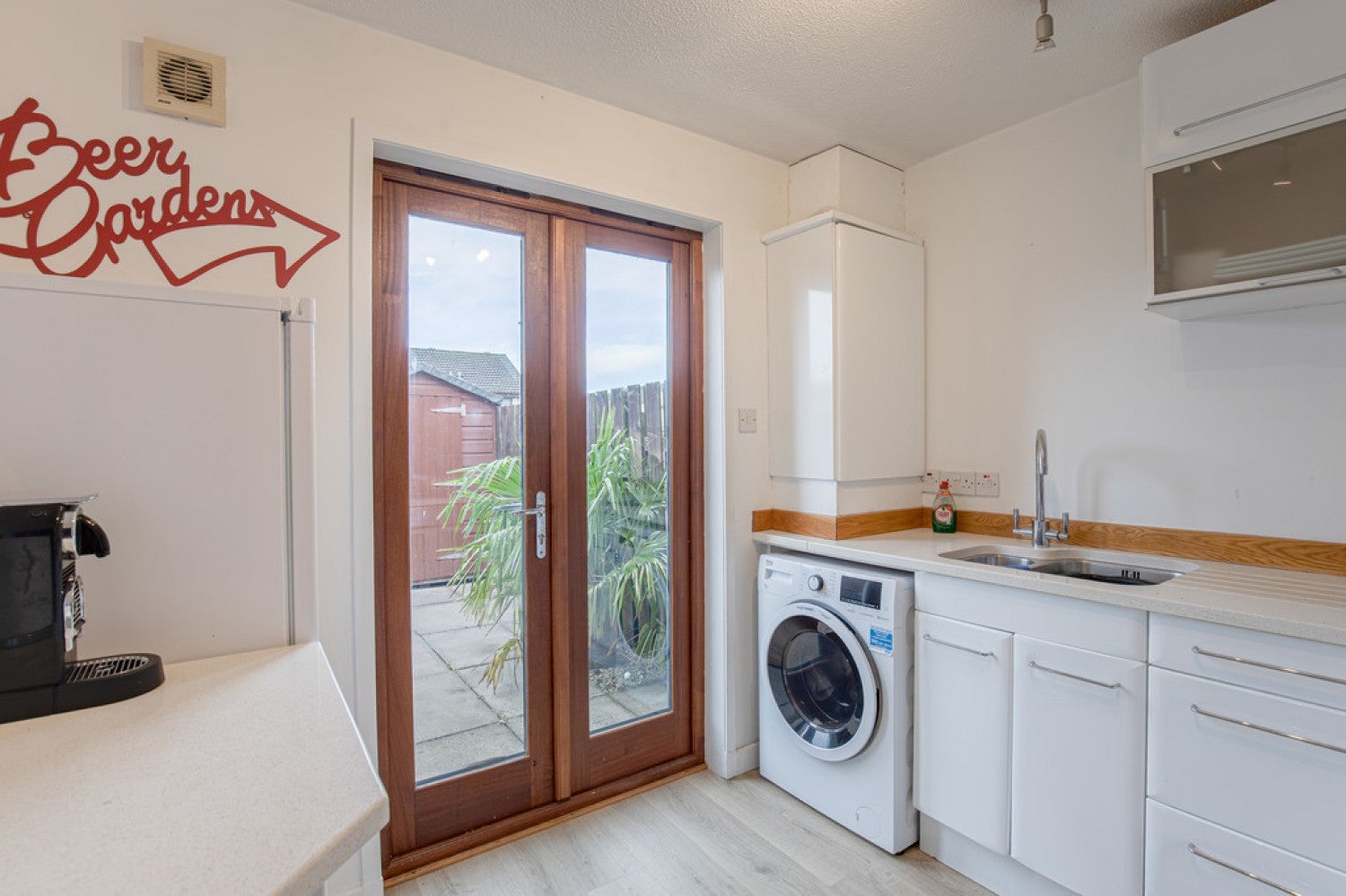 Flat Ashdale Court in Westhill