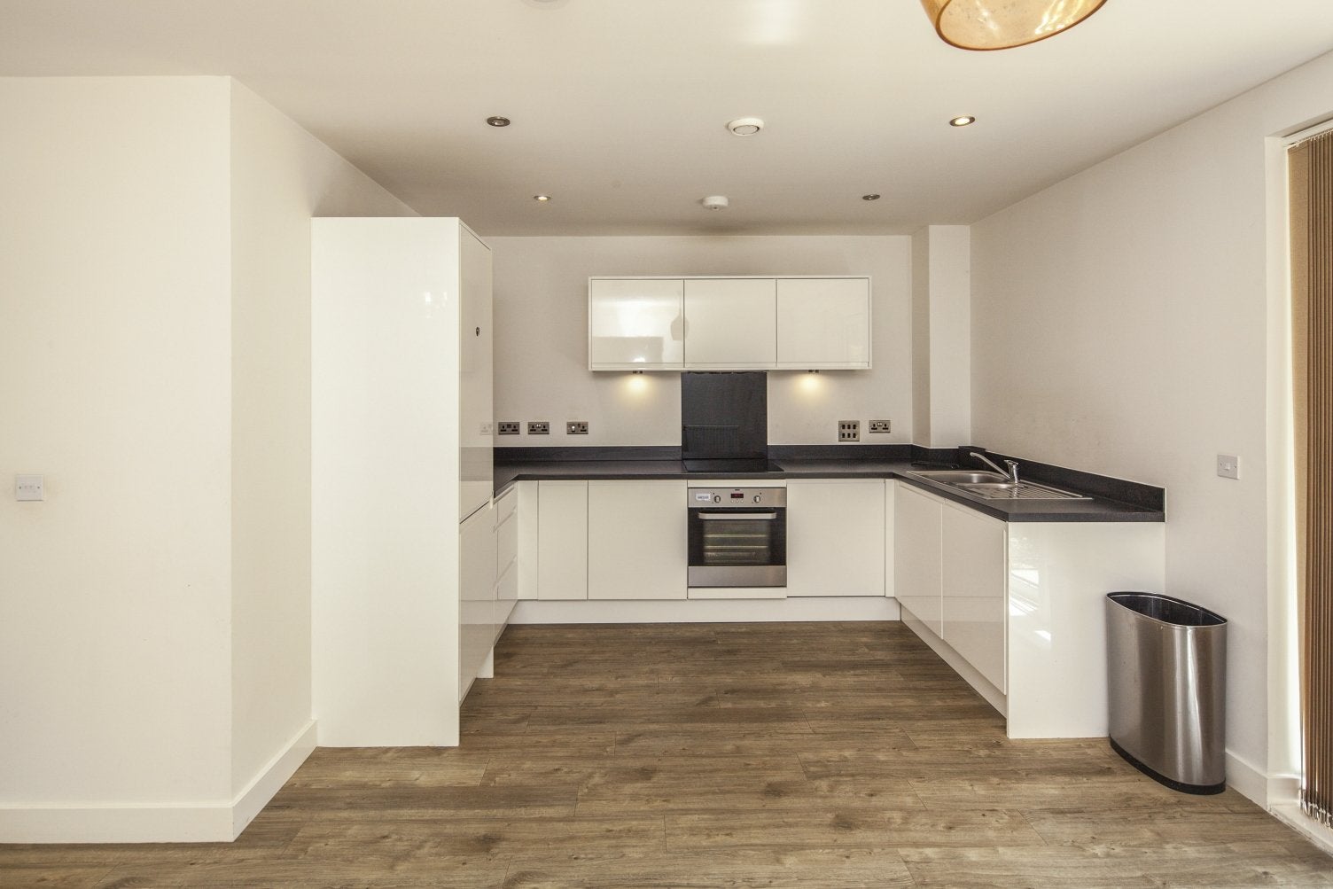 Flat Croydon Road in Greater London