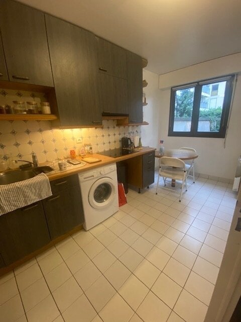 Flat Rue Lacharrière in Paris