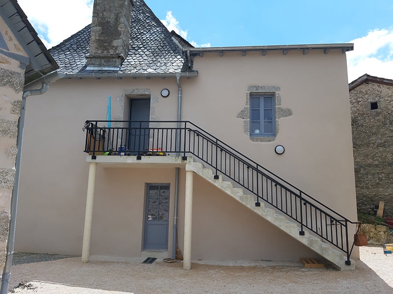 Flat Tour de l'Église in Omps
