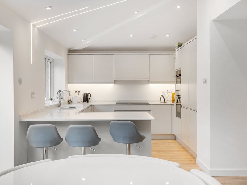 House Frimley Grove Gardens in Surrey Heath