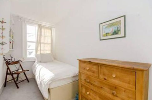 Flat Drummond Street in Greater London