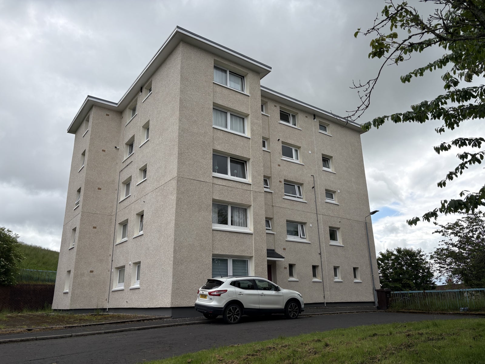 Flat Saucehill Terrace in Paisley