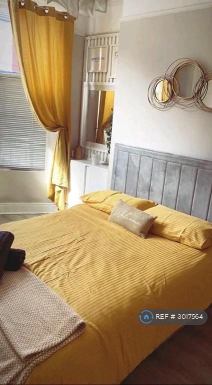 Room Well Brow Road in Liverpool