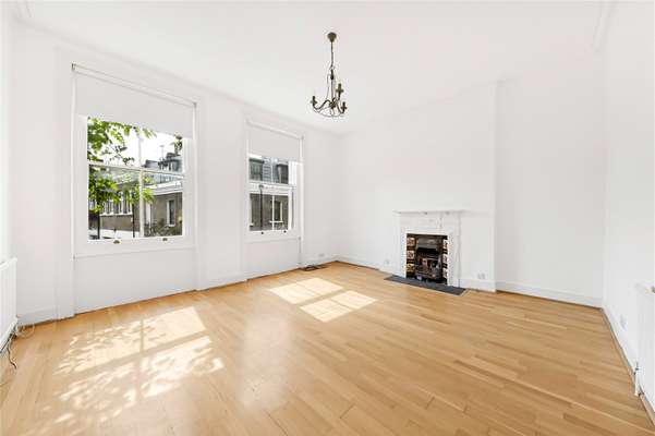 House Pindock Mews in City of Westminster
