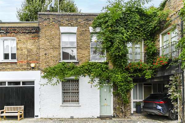 House Pindock Mews in City of Westminster