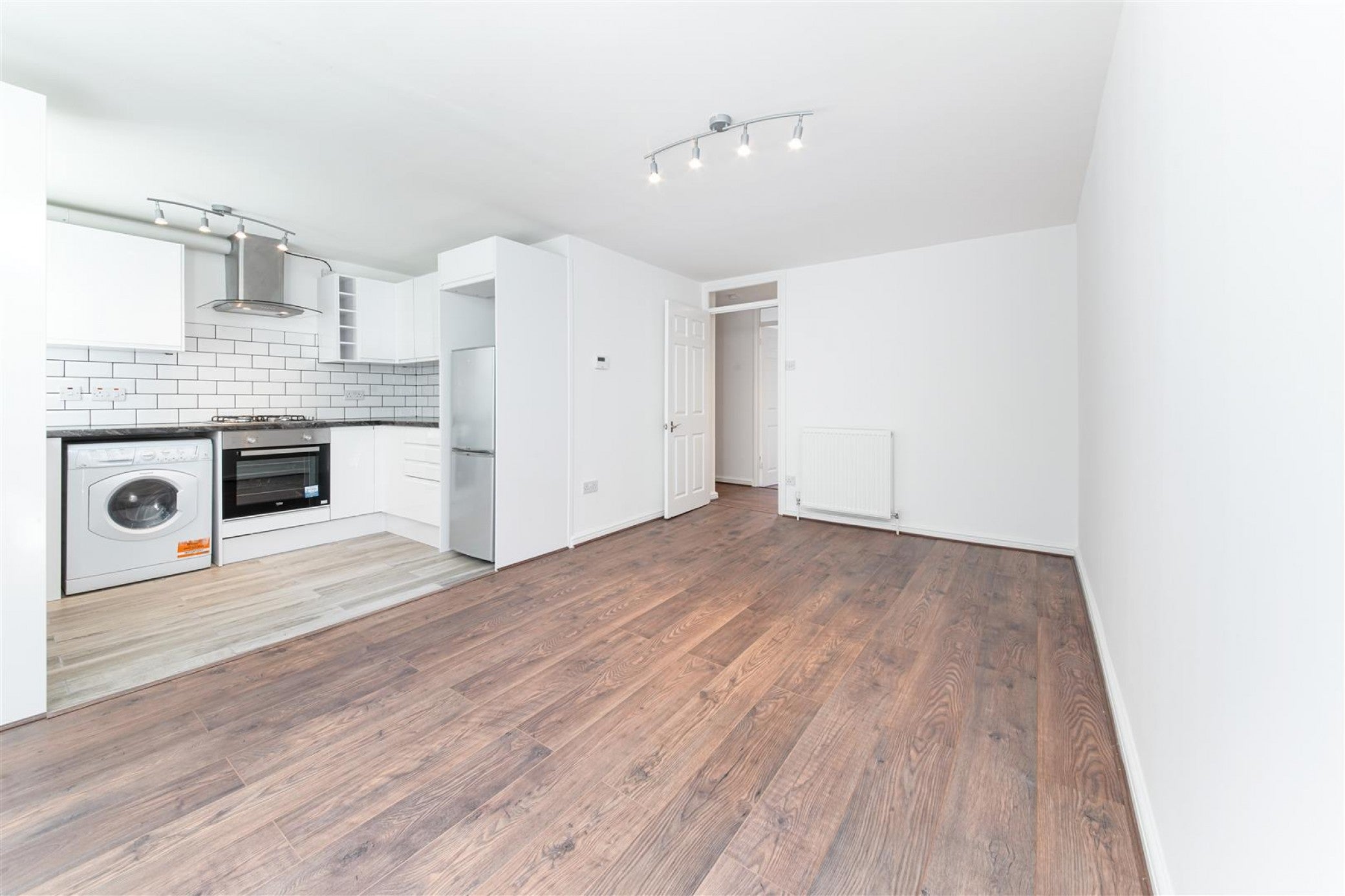 Flat Laburnum Close in Greater London