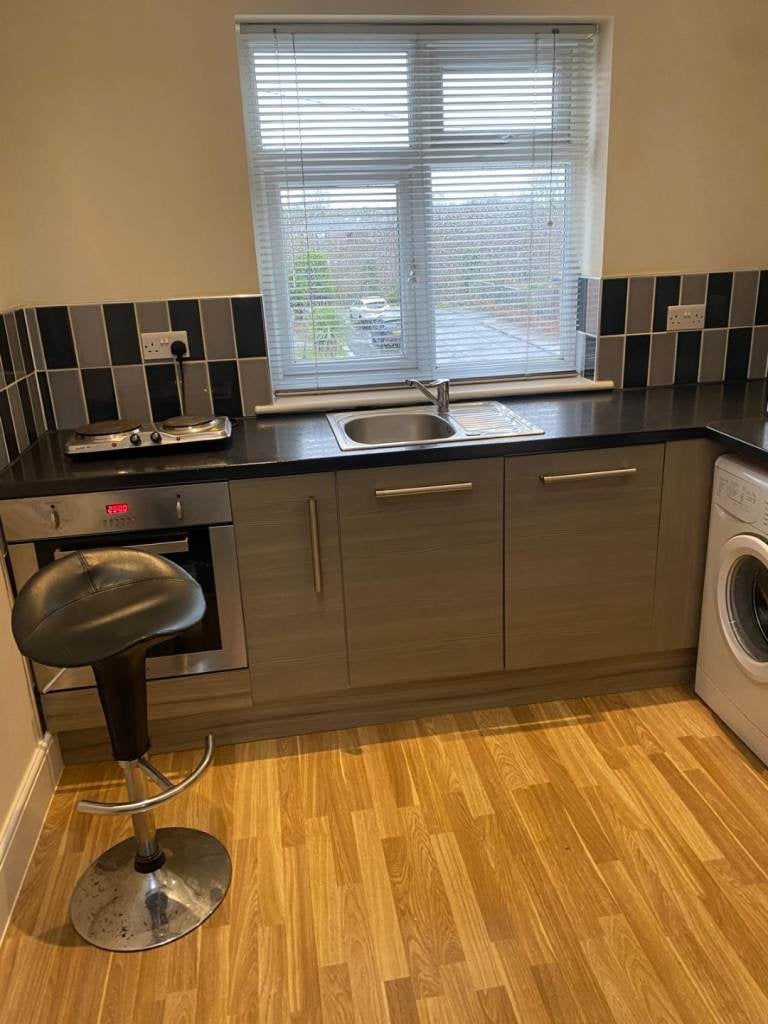 Flat Radcliffe New Road in Whitefield
