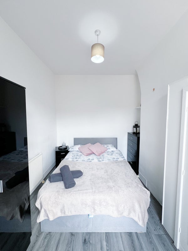 Room Springbank Road in Liverpool