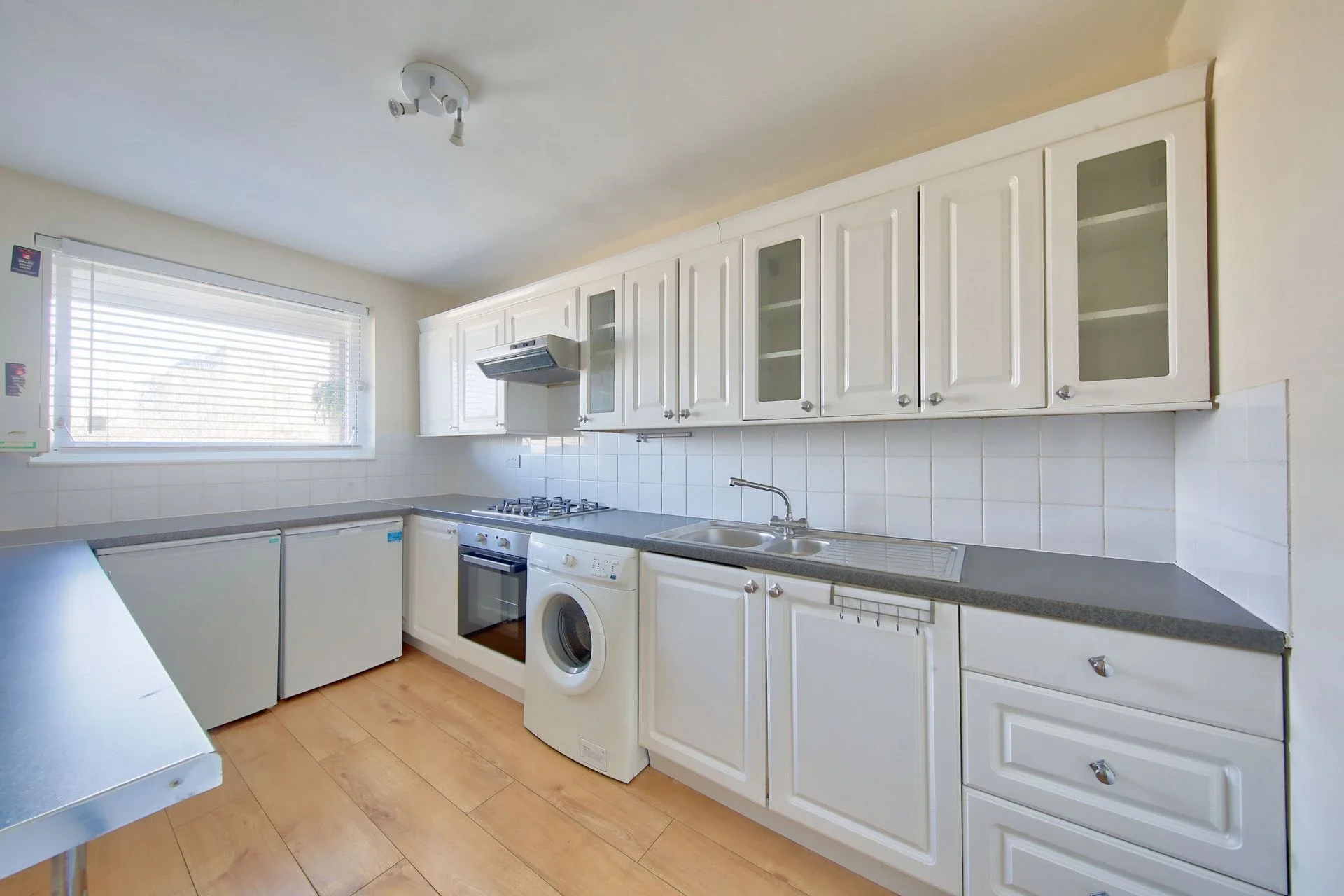 Flat Garrick Close in Greater London