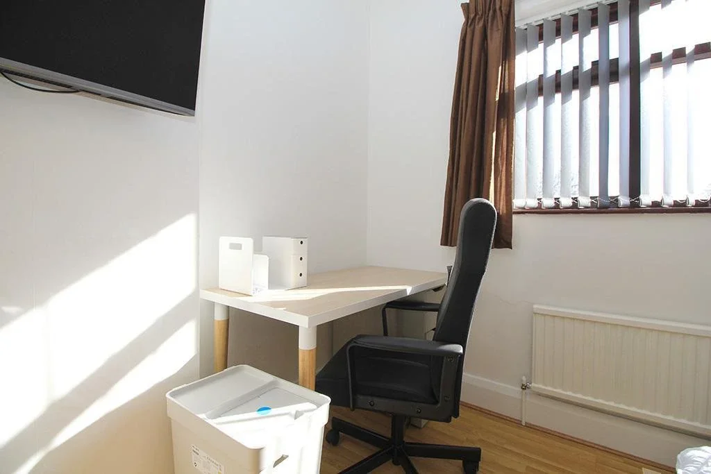 Room Forest Road in Charnwood