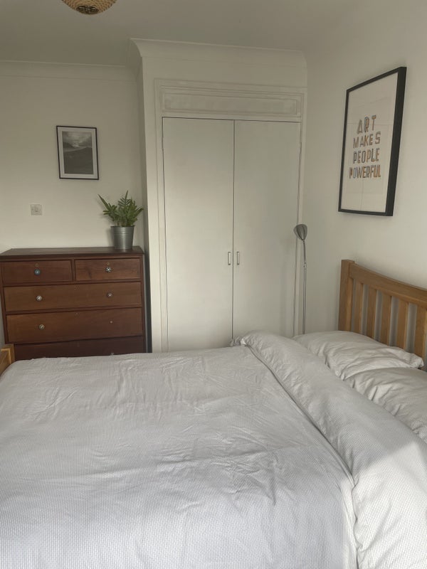 Room Lewisham Way in Greater London