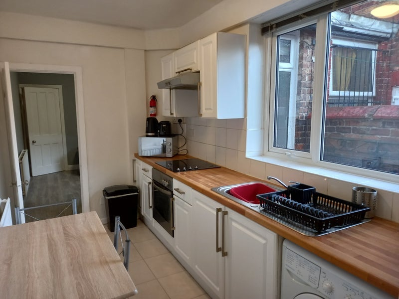 Room Beveridge Street in Manchester