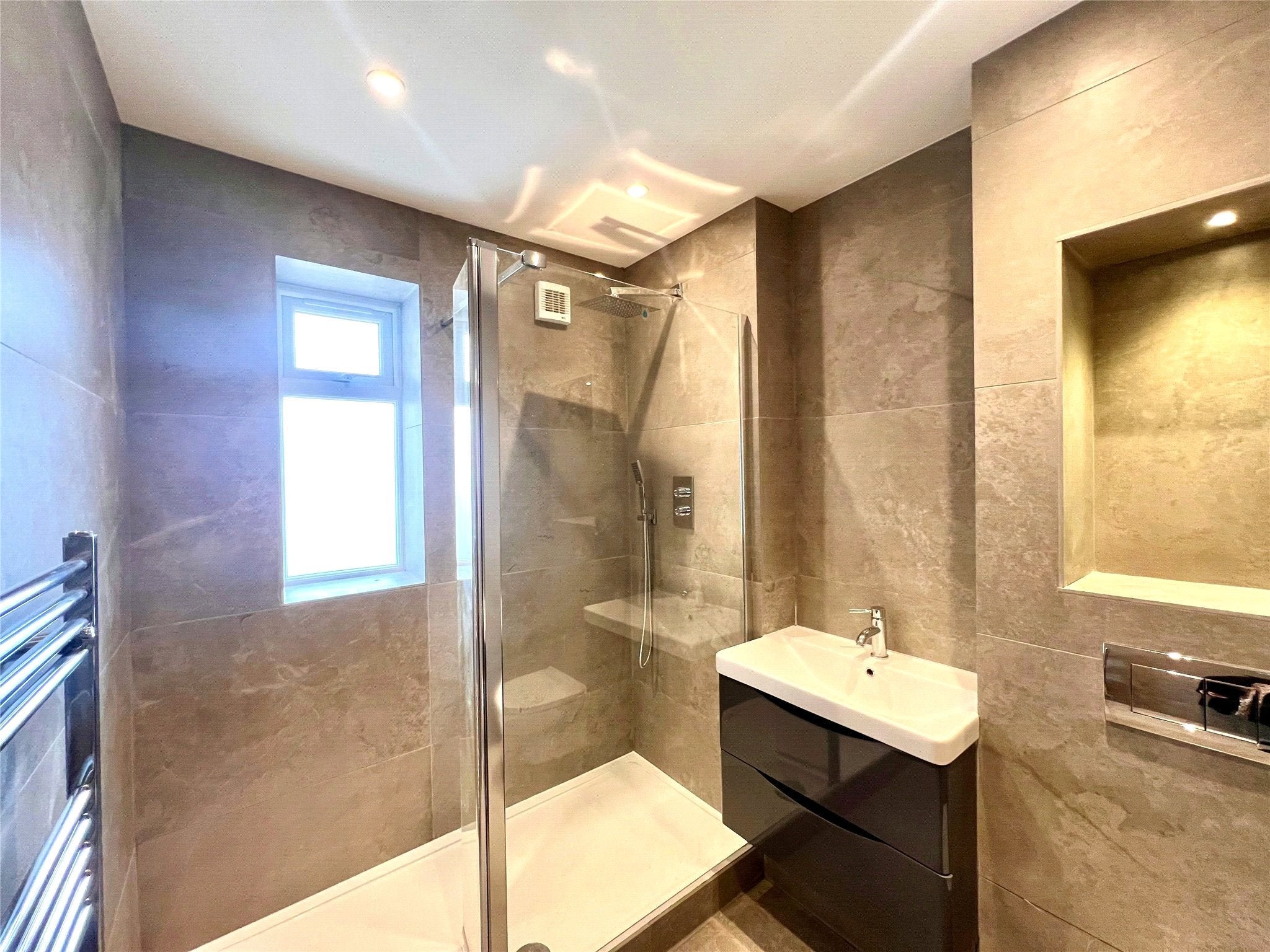 Flat Mayfields in Keynsham