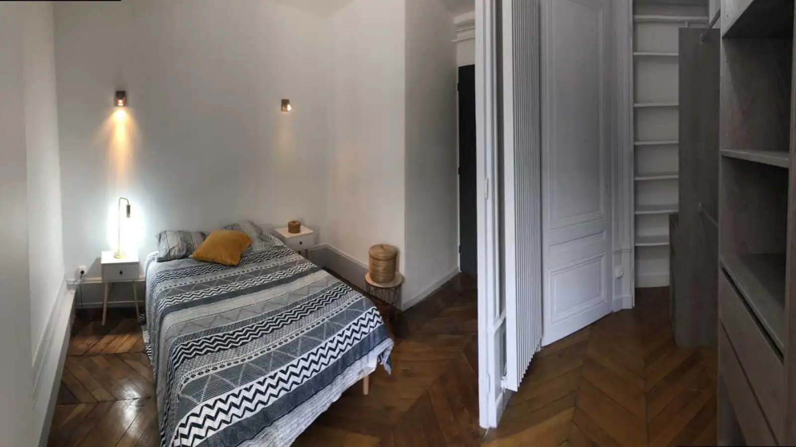 Chambre Sortie Parking à Lyon