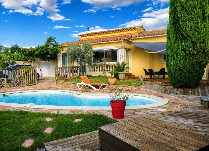 House Chemin de la Garrigue in Montfrin