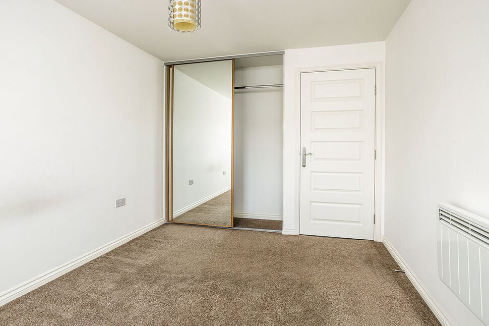 Flat Maylands Avenue in Portsmouth