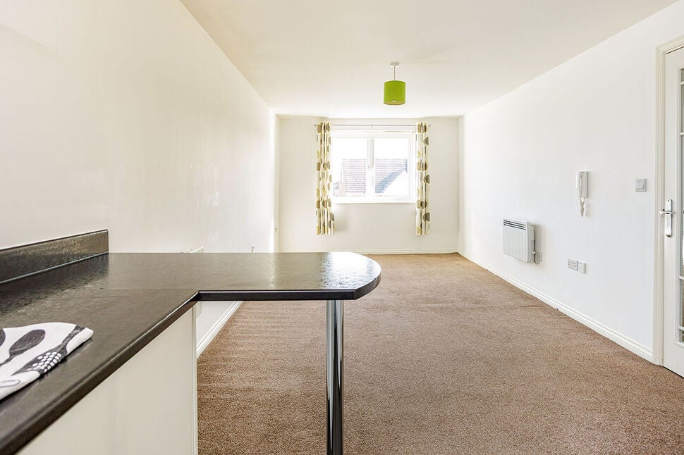 Flat Maylands Avenue in Portsmouth