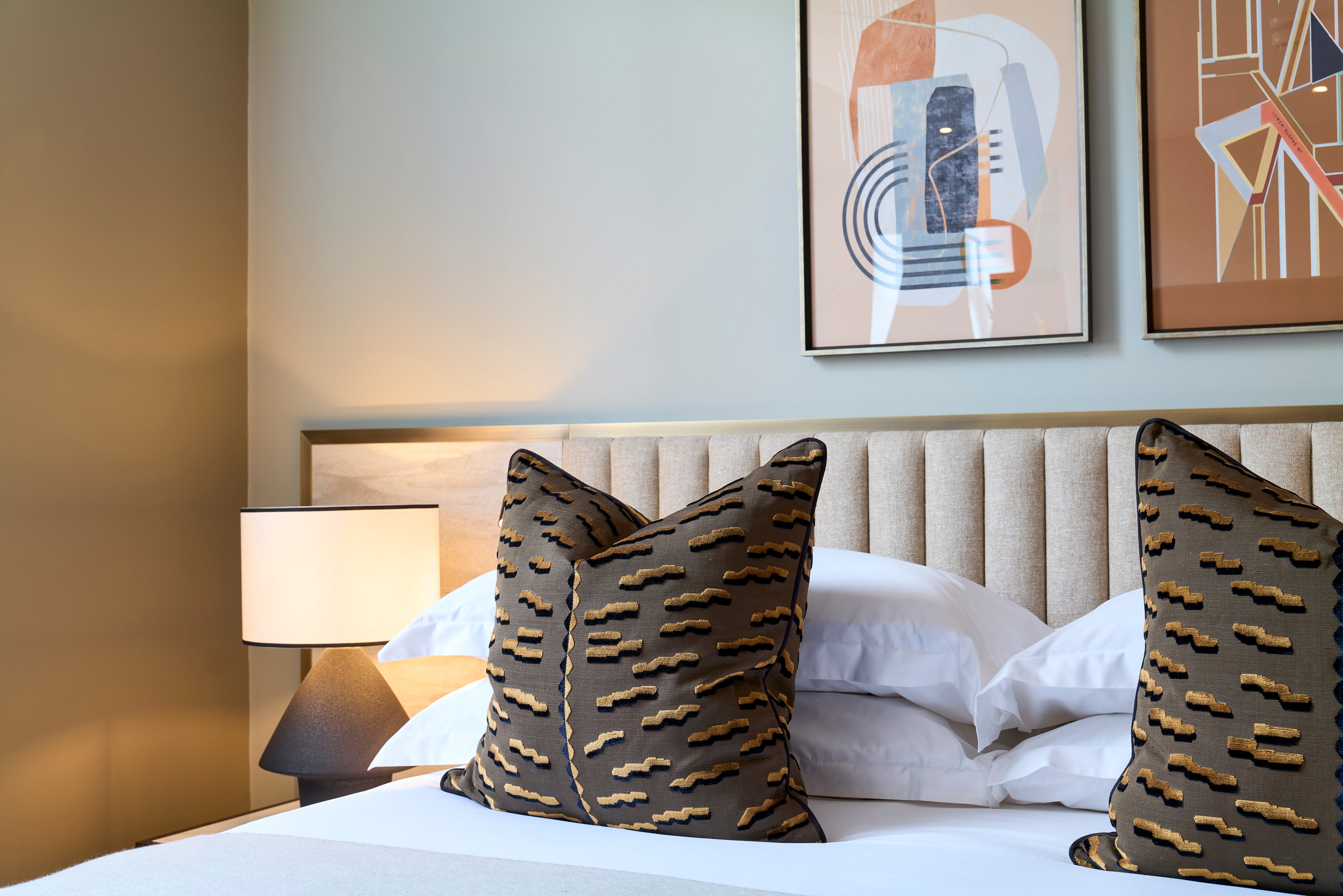 Flat Draycott Place in Greater London
