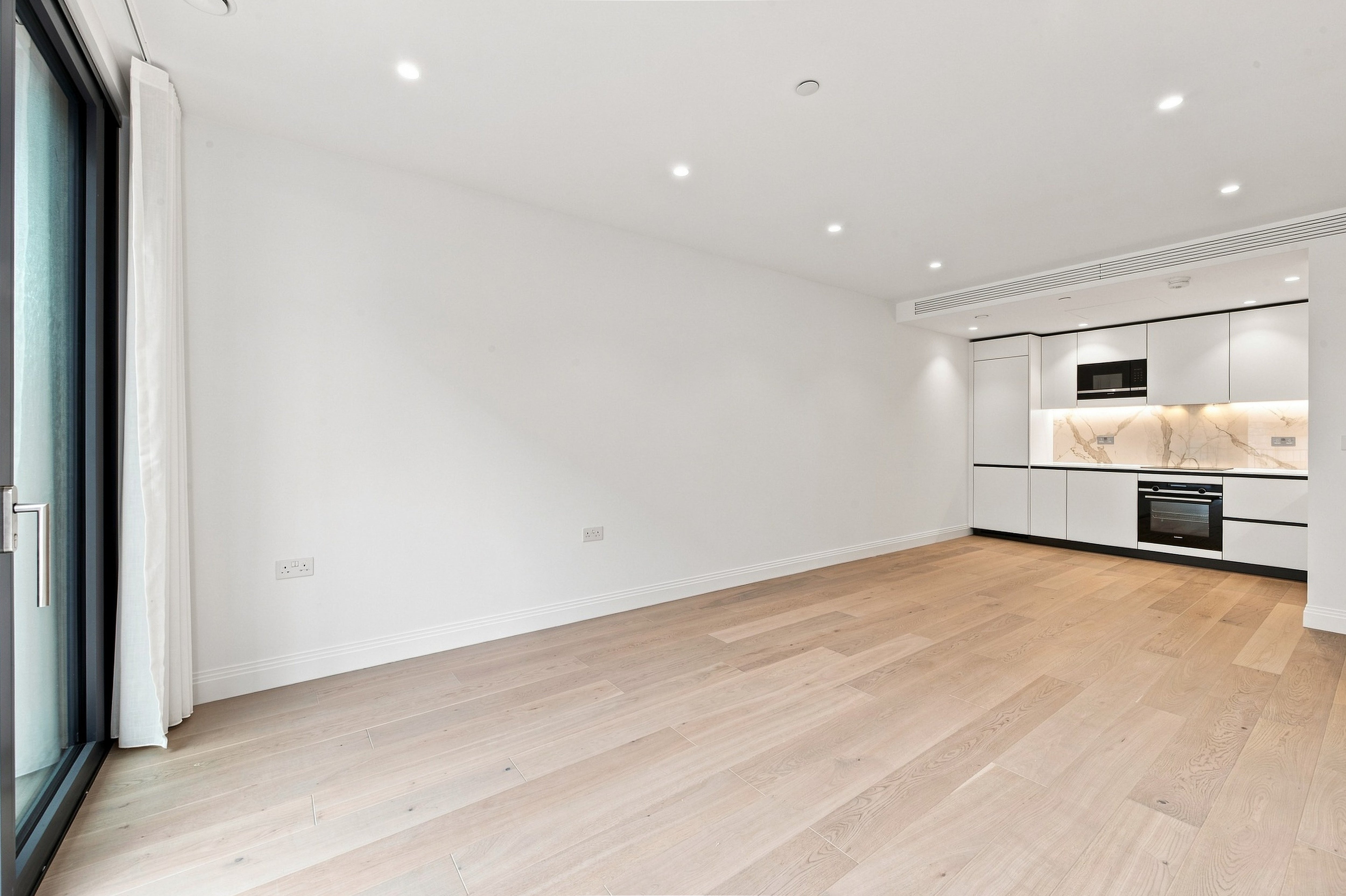 Flat William Morris Way in Greater London