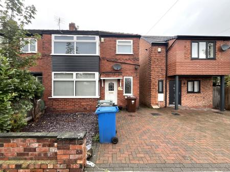 House Lancaster Avenue in Whitefield