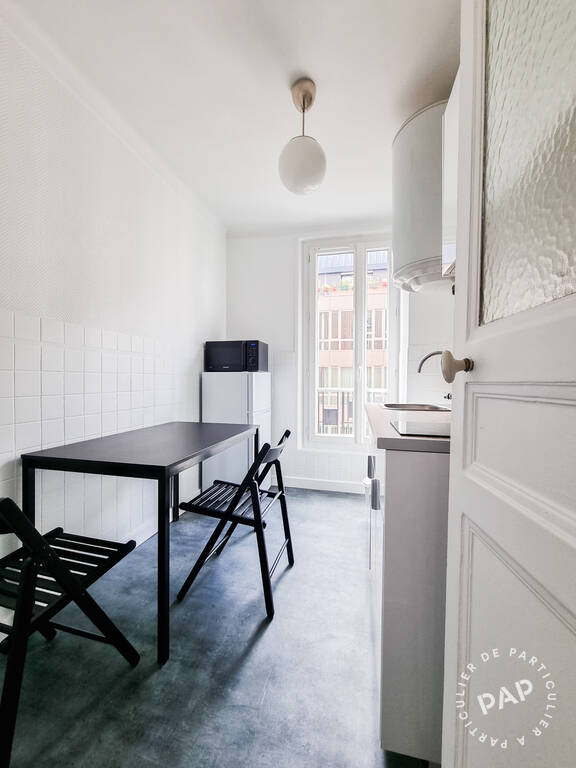 Flat Rue Antoinette Fouque in Paris