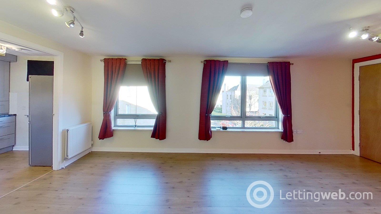 Flat Restalrig Drive in Edinburgh