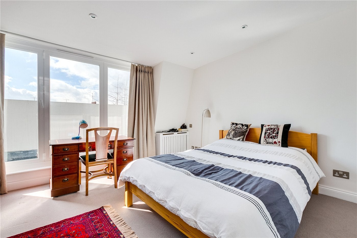 House Markham Square in Greater London