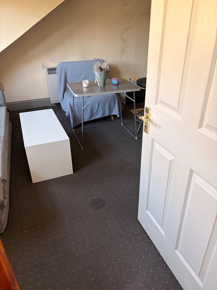 Flat Madeley Road in Greater London