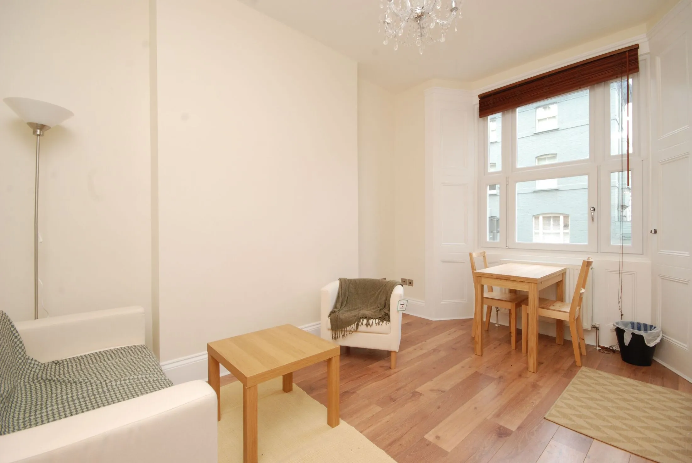 Flat Gayton Road in Greater London