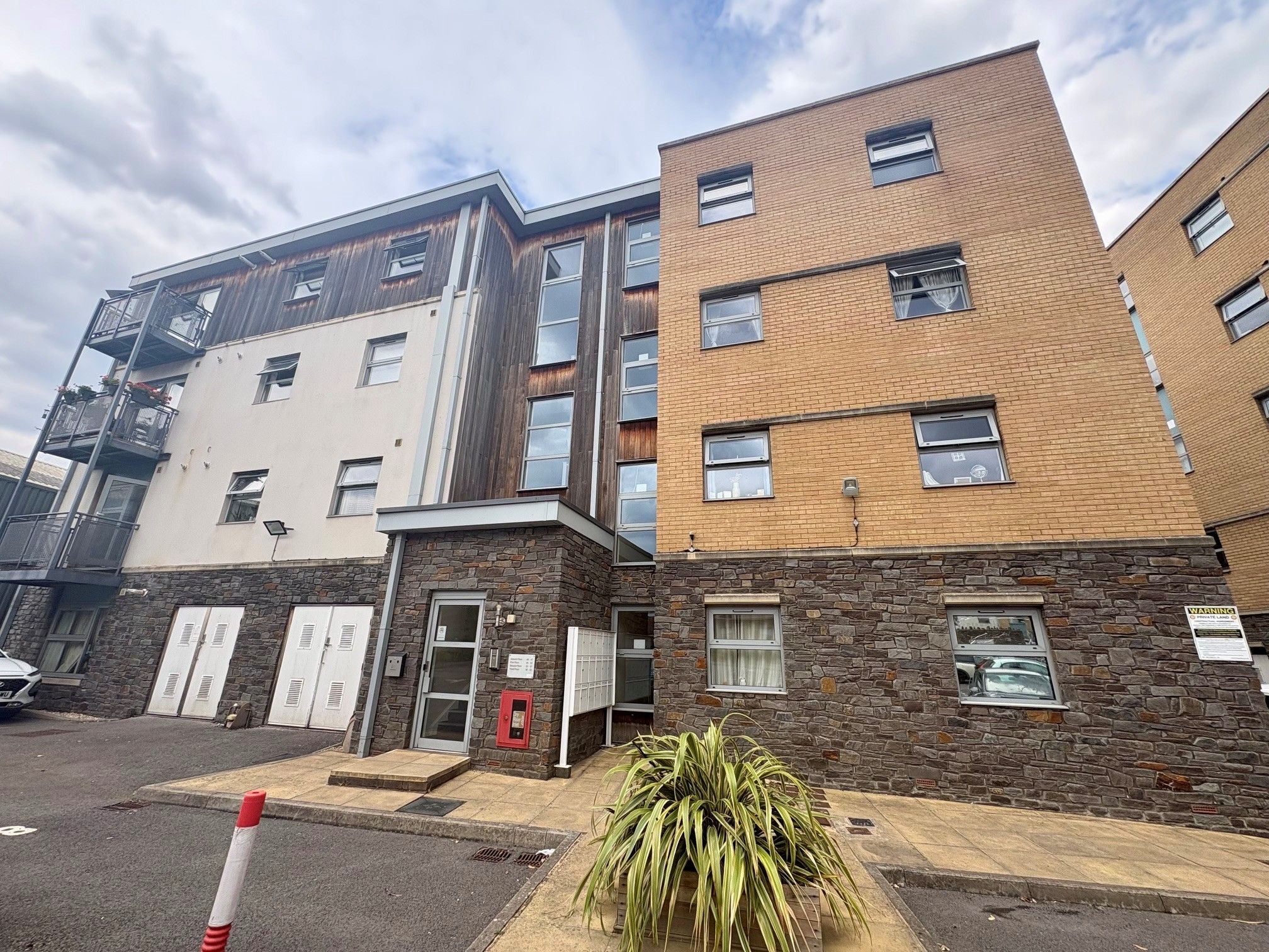 Flat Talavera Close in Bristol