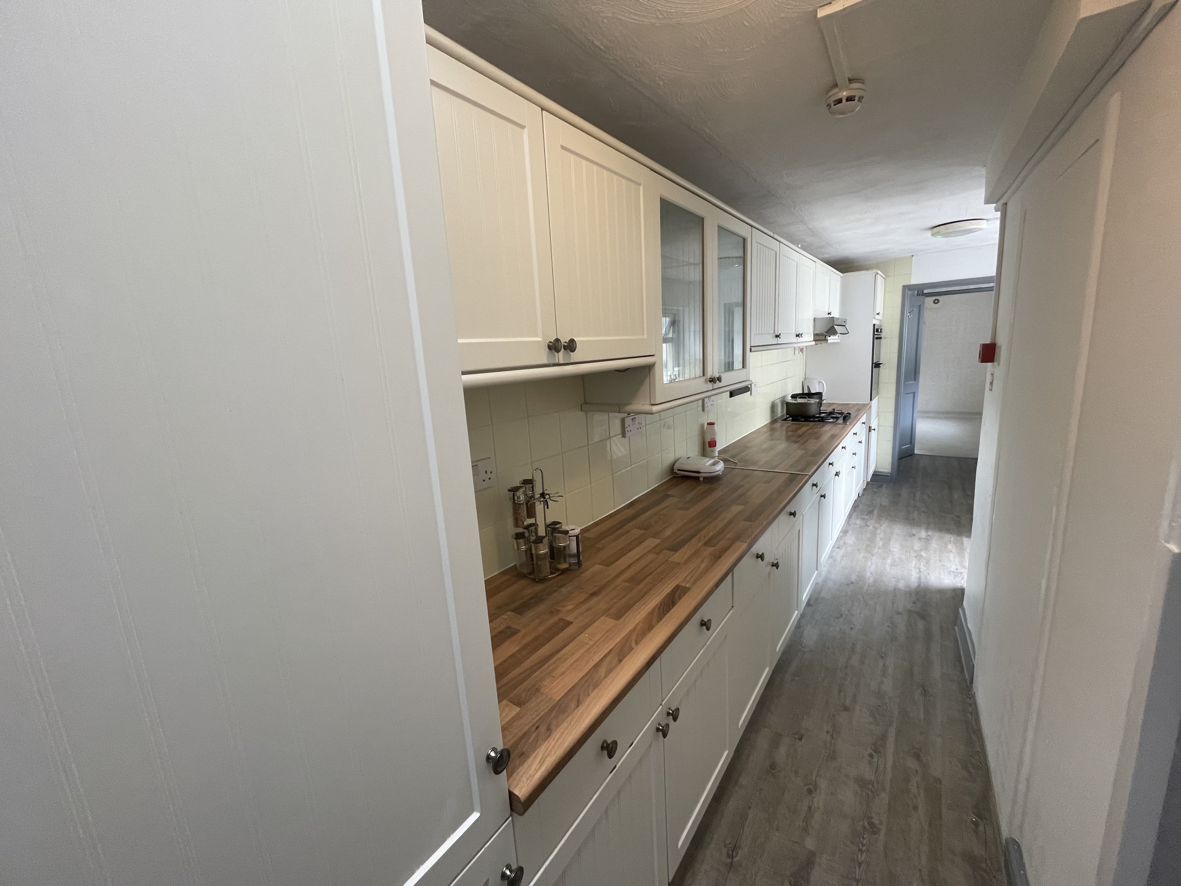 Room Fore Street in Camborne
