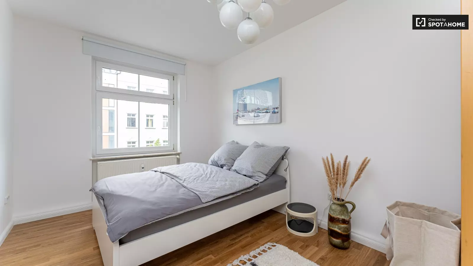 Wohnung Zionskirchstraße in Berlin