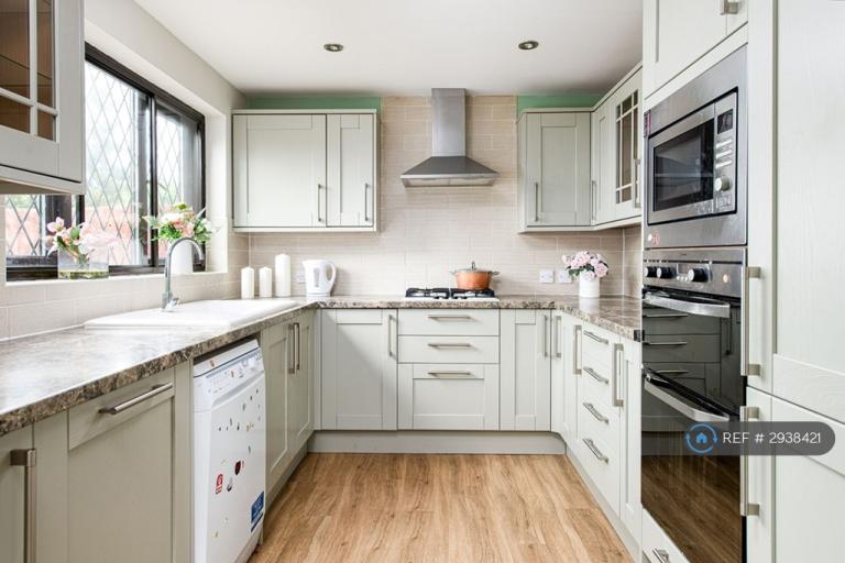 Room Highfields Close in Bristol