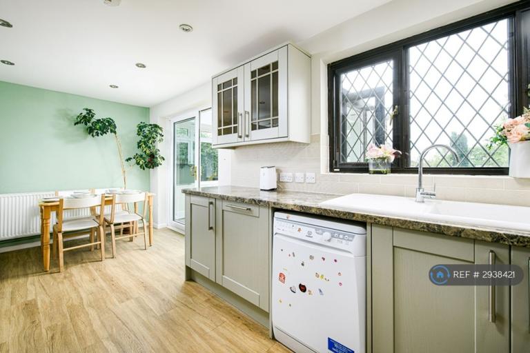 Room Highfields Close in Bristol