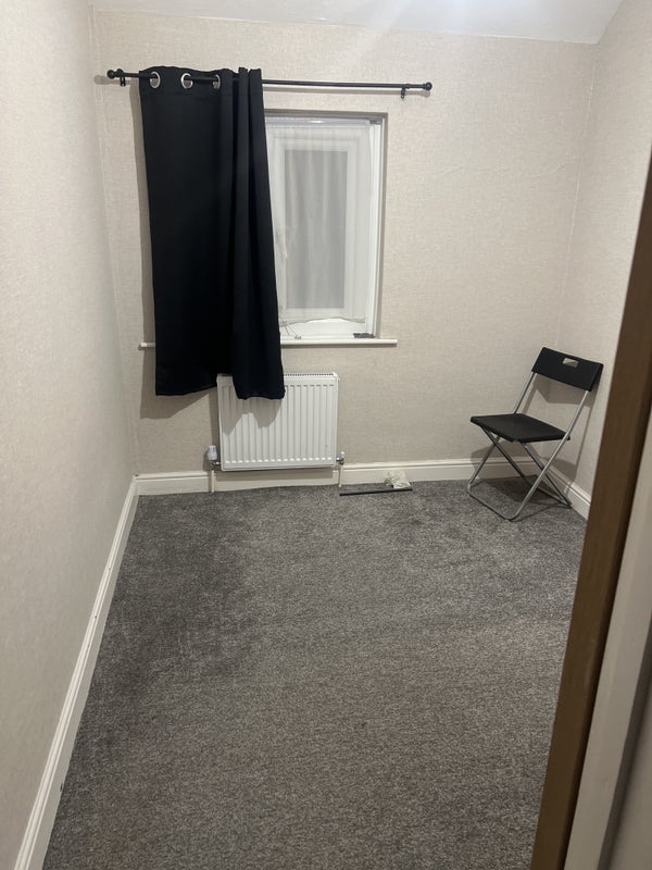 Room Westleigh Road in Bristol