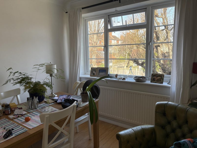 Flat Bedford Road in Greater London