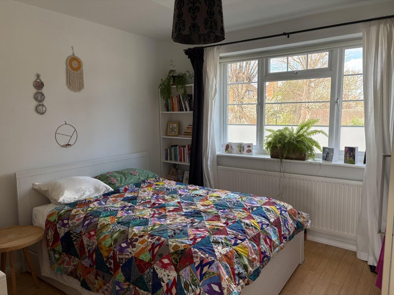 Flat Bedford Road in Greater London