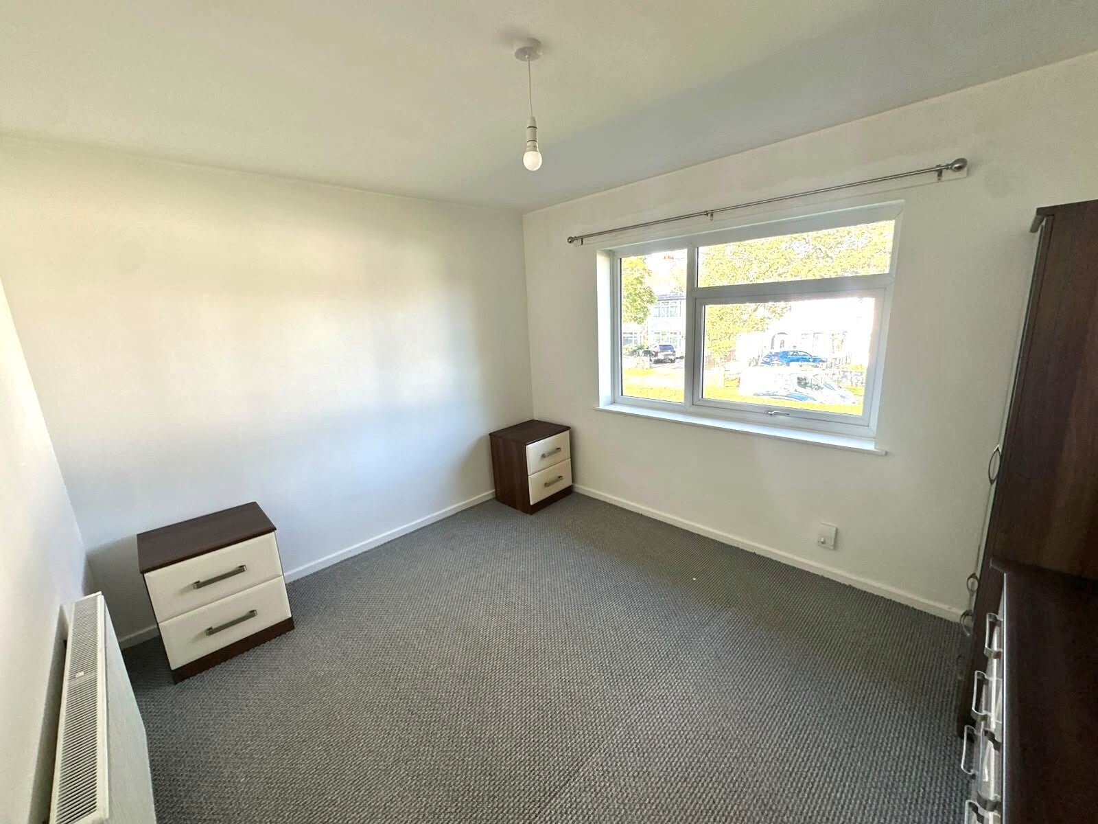 Flat Heygarth Road in Eastham Village