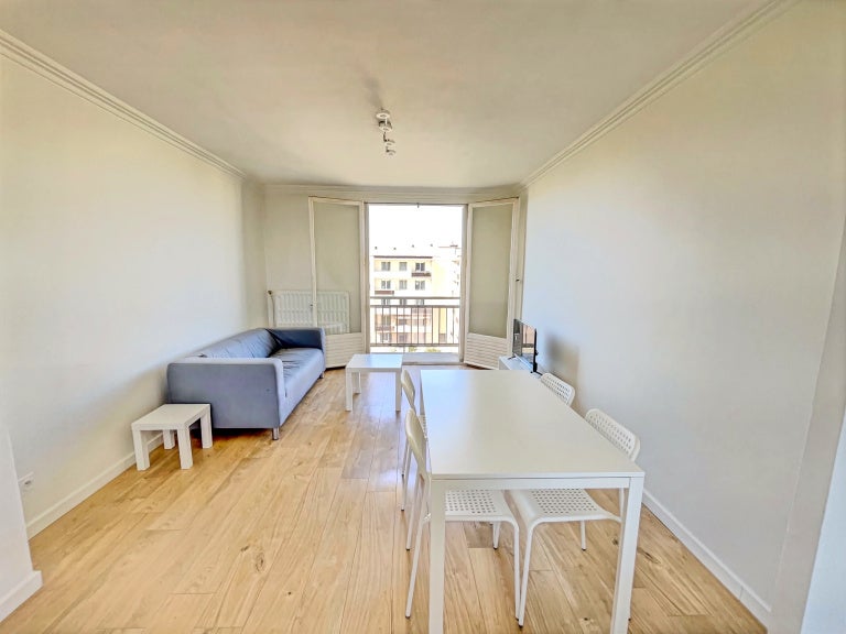 Flat Route de Saint-Symphorien d'Ozon in Saint-Priest