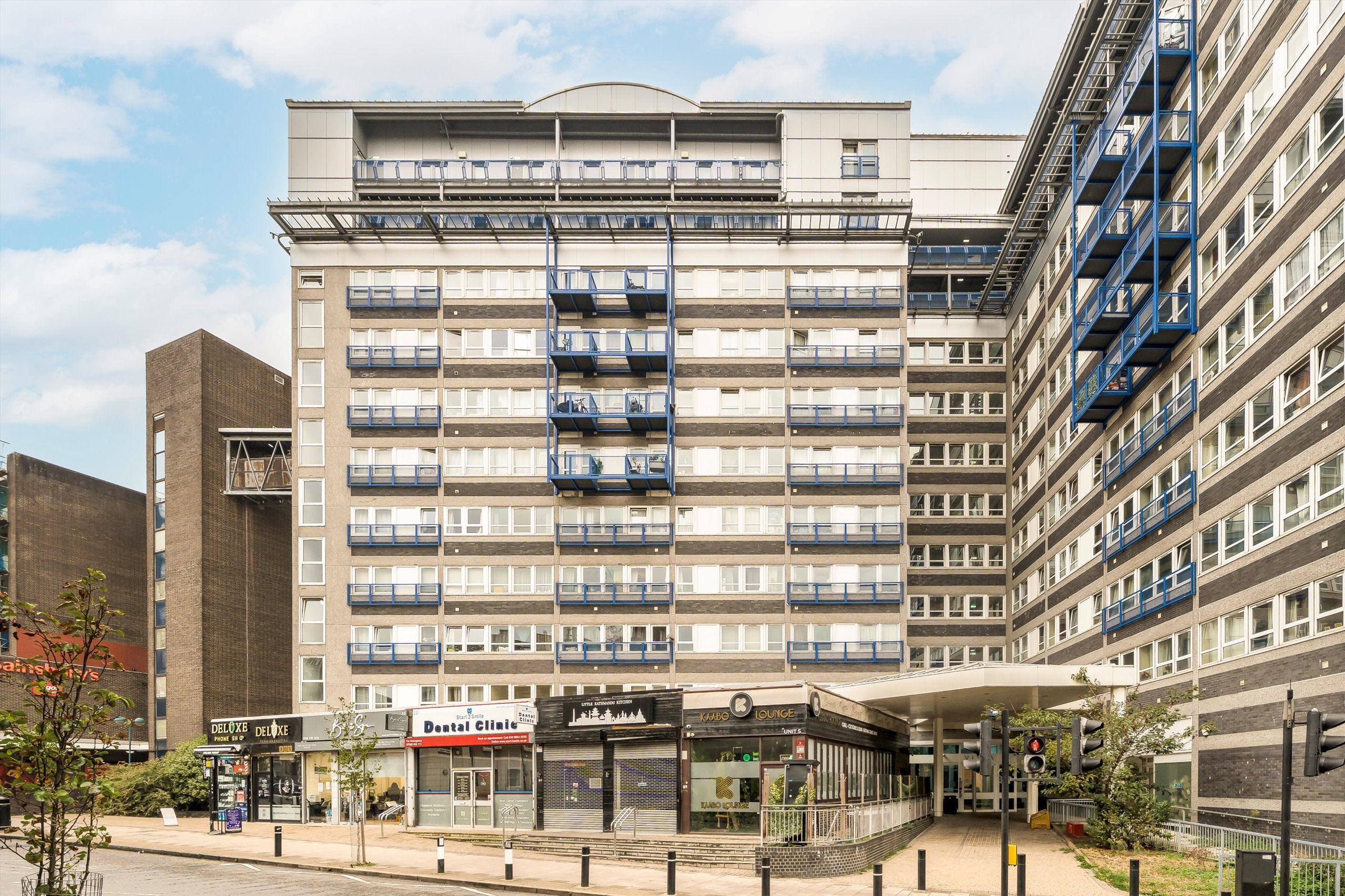 Flat Calderwood Street in Greater London